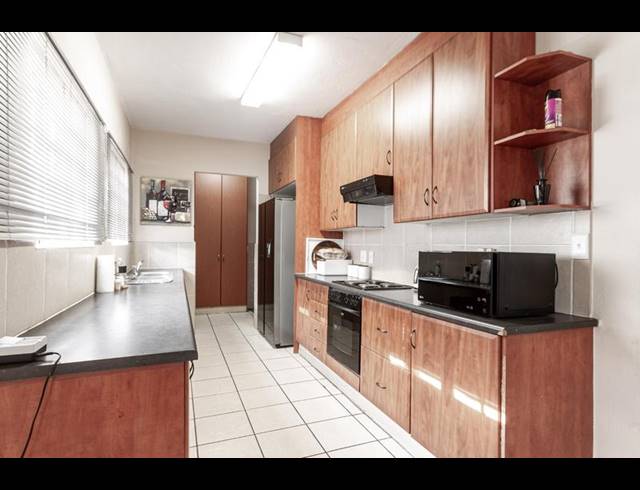 3 BEDROOM CLUSTER FOR SALE IN THE HILL